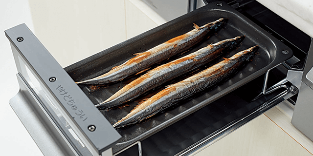 専用プレートでオート調理が可能