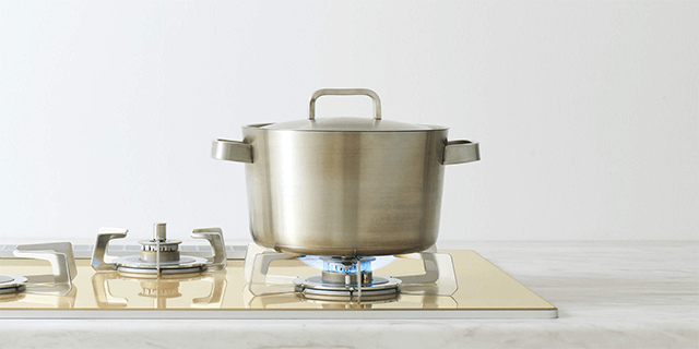 バーナーから鍋を離すと