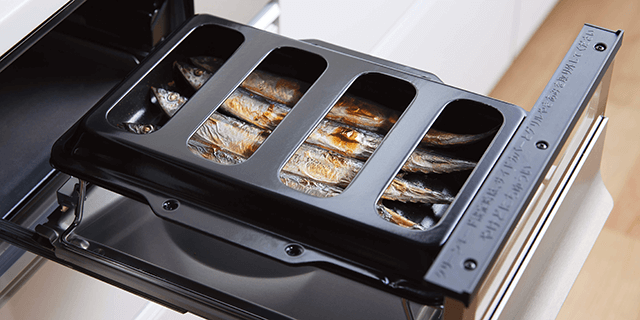 グリル庫内の油はねを99.9％カット