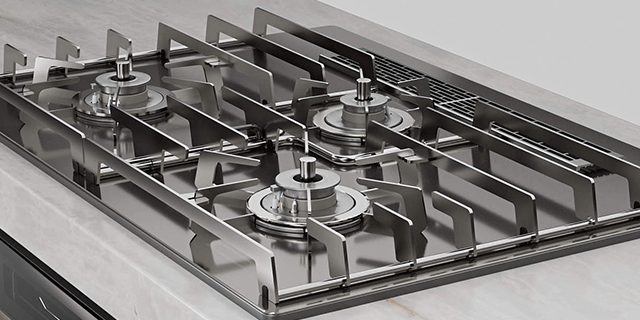 重厚なステンレス素材