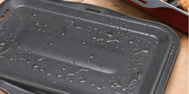 お肉を焼いたあとのふた