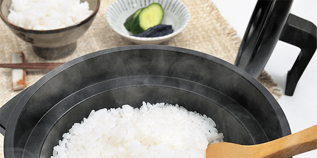 食卓にそのまま置けるデザイン